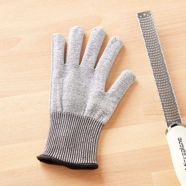 Microplane Cut Resistant Glove